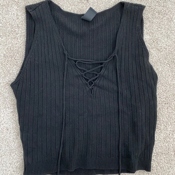 Windsor tie crop top - Picture 3 of 5